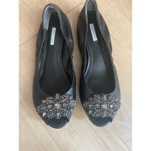 Vera Wang flats women’s size 5.5 black leather peep toe jeweled maximalist